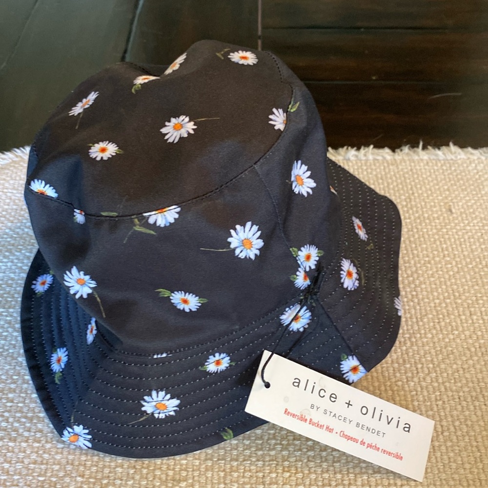Alice + Olivia Bucket Hat